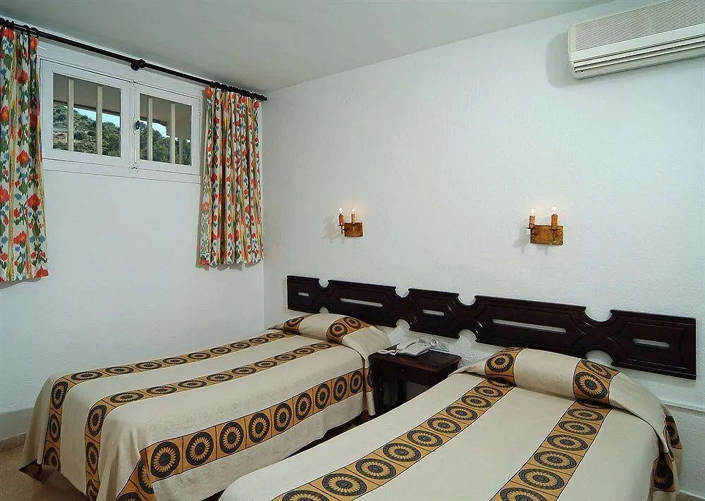 *** Aparthotel Pierre & Vacances Mallorca Deya Santa Ponsa Spain